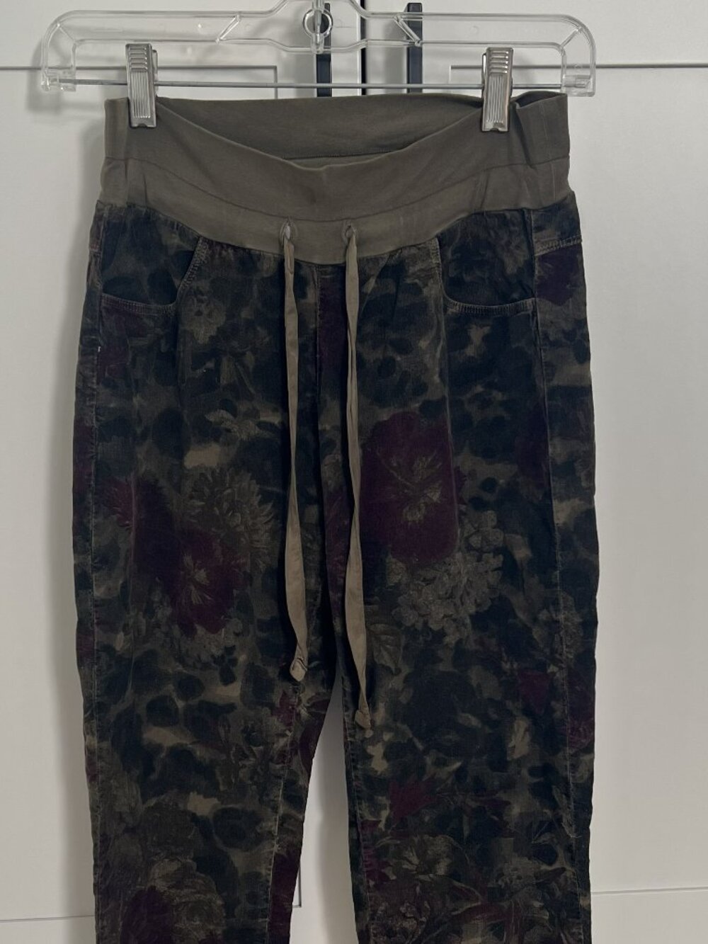 Deha Women's Joggers Floral Tapestry Style Corduroy Indie Sleeze Small